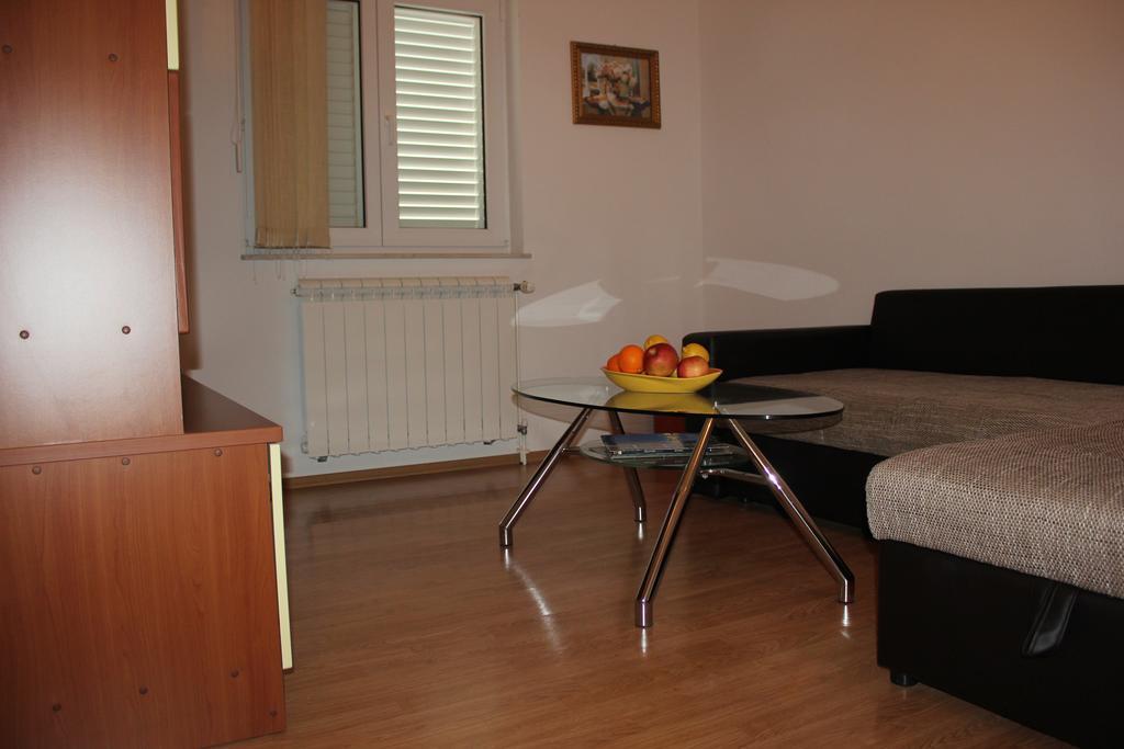 Apartments Lucija Seget Vranjica Exterior foto
